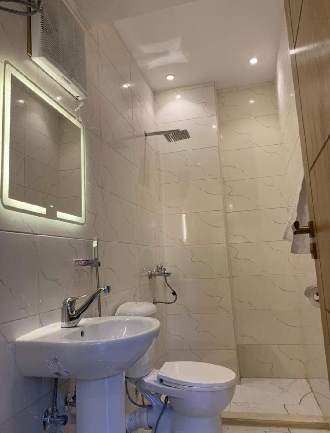 Richard Pyramids Inn Hotel Kafret el-Gabal Szoba fotó